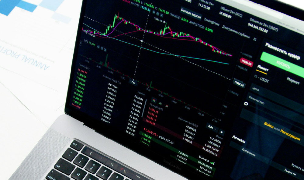 《上证指数两条线交叉之奥秘》